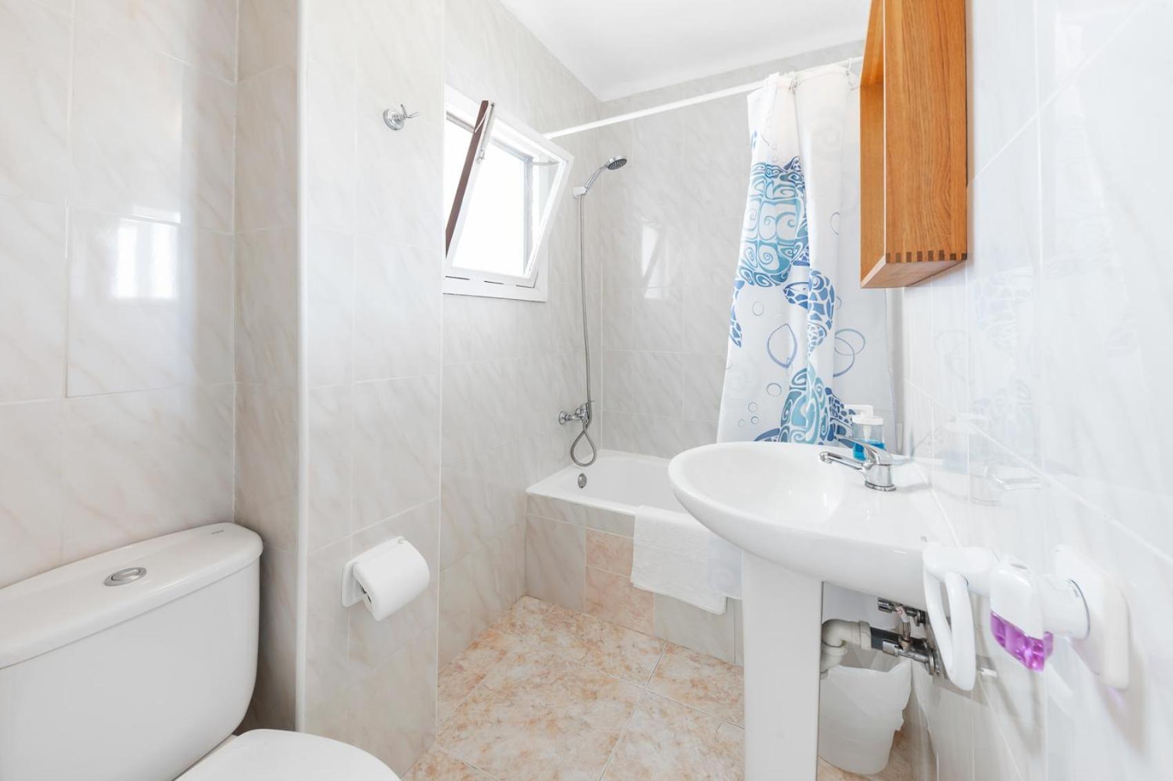 Hostal Cala Llombards Extérieur photo
