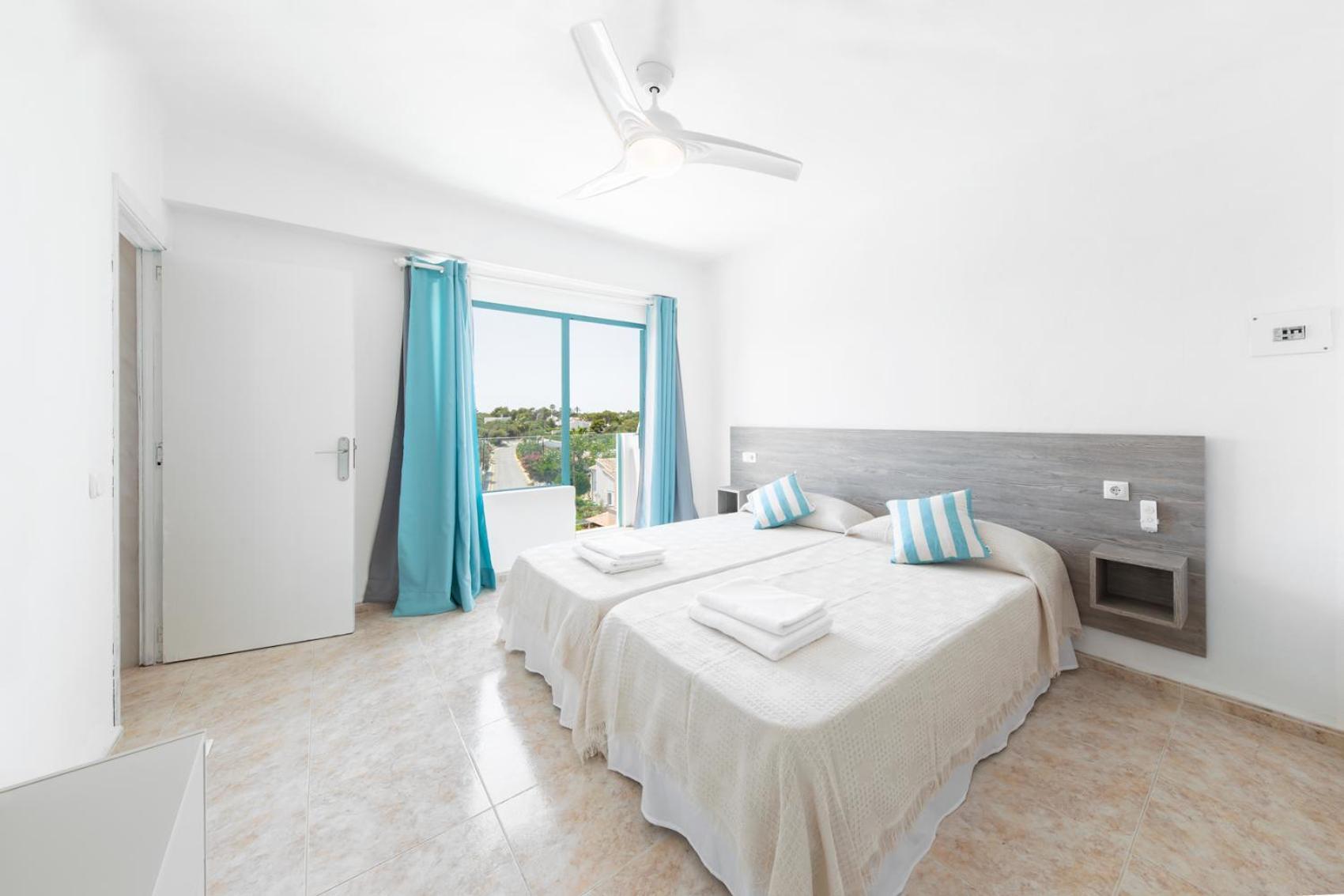 Hostal Cala Llombards Extérieur photo